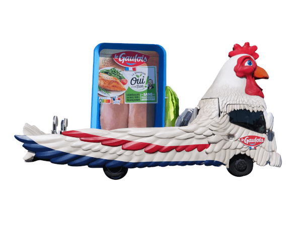 Char "La cocotte Oui c'est Bon"avec le packaging du filet de poulet Oui c'est Bon Le Gaulois