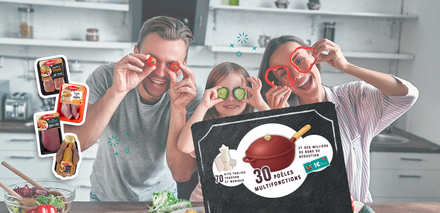 Famille qui prépare un plat avec un produit Le Gaulois de la gamme Brasserie pour tenter de gagner des cadeaux culinaires